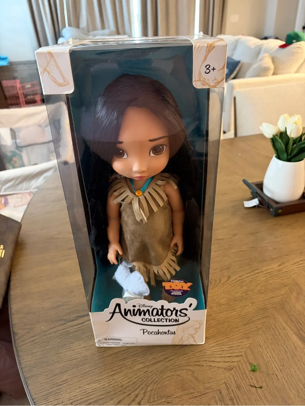 Disney Pocahontas Animators' Collection Doll - Brown and Blue Accents